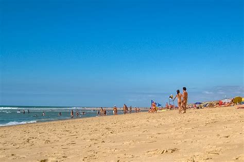 naturiste nude|The best naturist beaches in France .